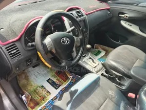Toyota Corolla S 4dr Sedan (1.8L 4cyl 4A) 2013 Gray