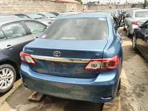 Toyota Corolla LE 4dr Sedan (1.8L 4cyl 4A) 2012 Blue