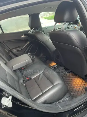 Mercedes-Benz GLA 250 2016 Black