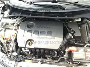 Toyota Corolla LE 4dr Sedan (1.8L 4cyl 4A) 2012 Silver