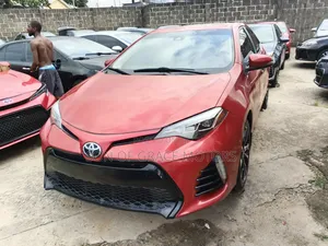 Toyota Corolla SE (1.8L 4cyl 2A) 2019 Red