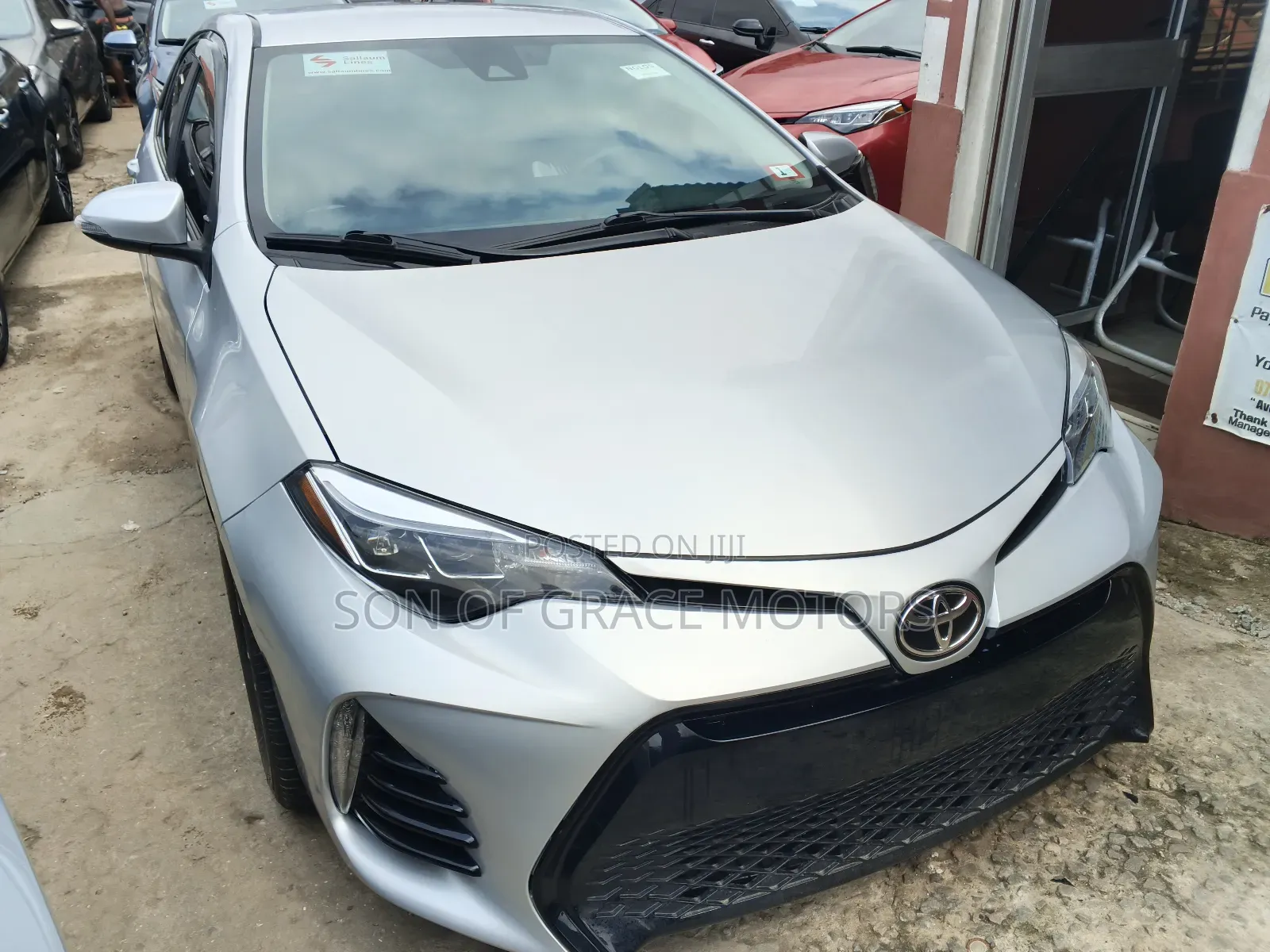 Toyota Corolla LE 2020 Silver