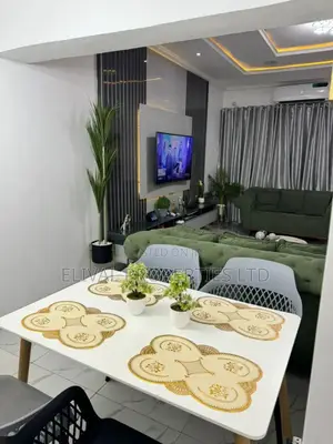 3 Bedroom Luxury Serviced Apartment With Ps5