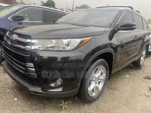 Toyota Highlander Limited 4dr SUV AWD (3.5L 6cyl 6A) 2015 Black