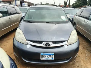 Toyota Sienna XLE Limited 2007 Blue