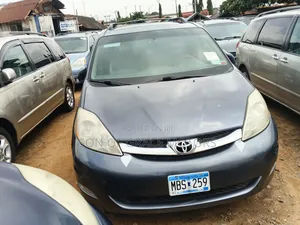 Toyota Sienna XLE Limited 2007 Blue