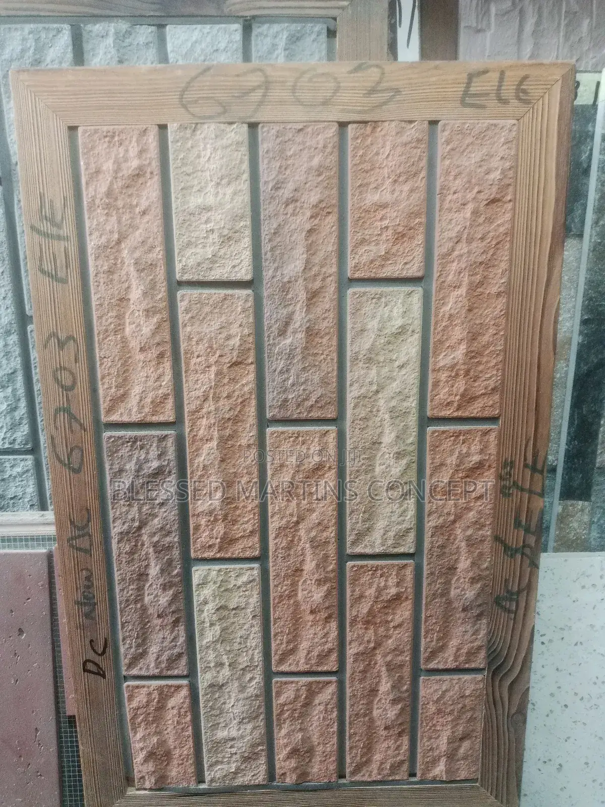 Quality Imported Bricks, Good for Pillars, Tv Console, Wall Cladding