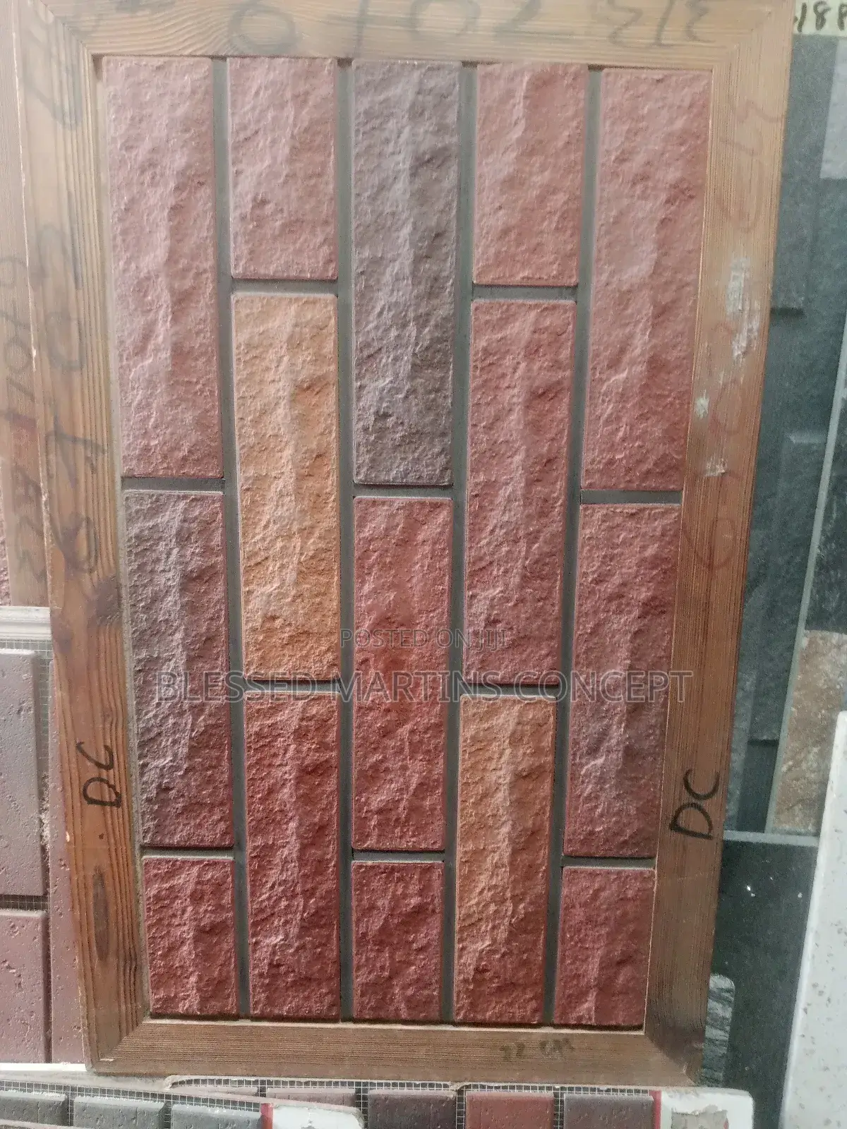 Quality Imported Bricks, Good for Pillars, Tv Console, Wall Cladding