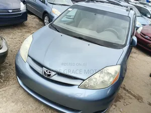 Toyota Sienna LE AWD 2006 Blue