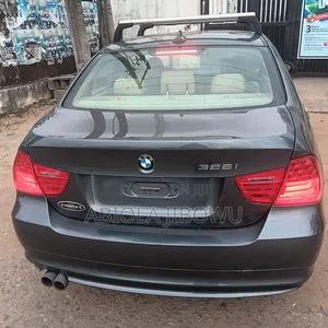 BMW 328i 2011 Green