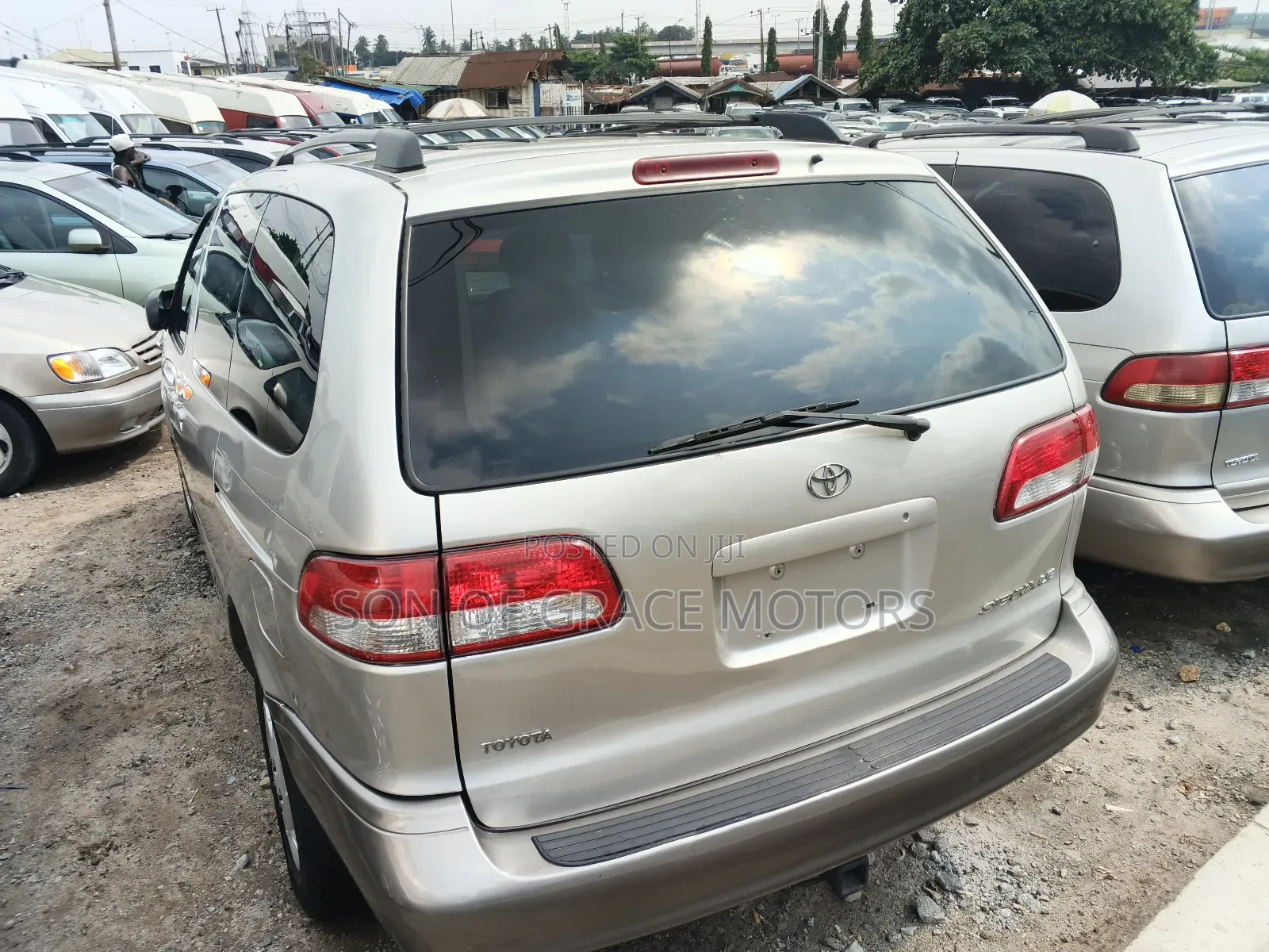 Toyota Sienna LE 2003 Silver