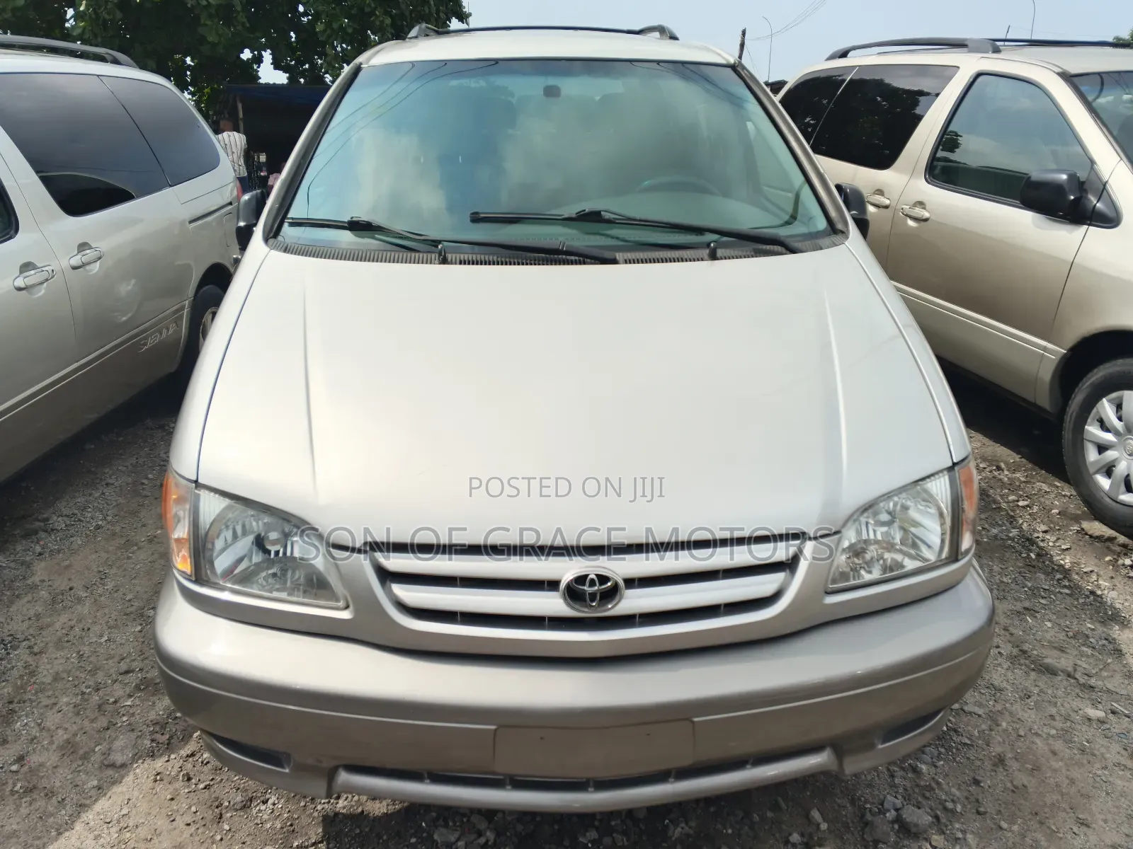 Toyota Sienna LE 2003 Silver