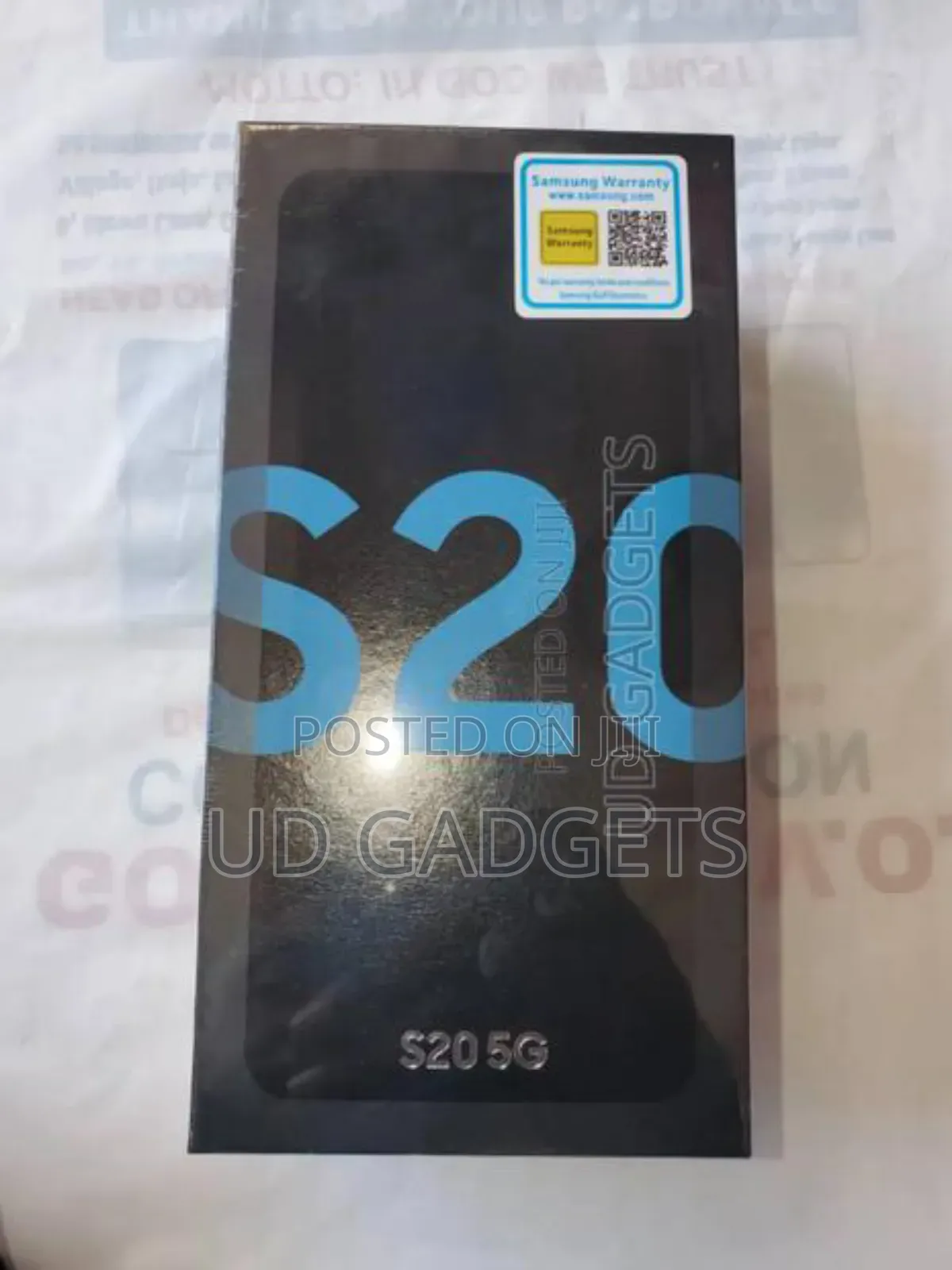 New Samsung Galaxy S20 128 GB Blue