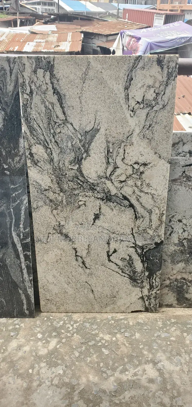 Bauchi Gold Granite Tiles 60x120