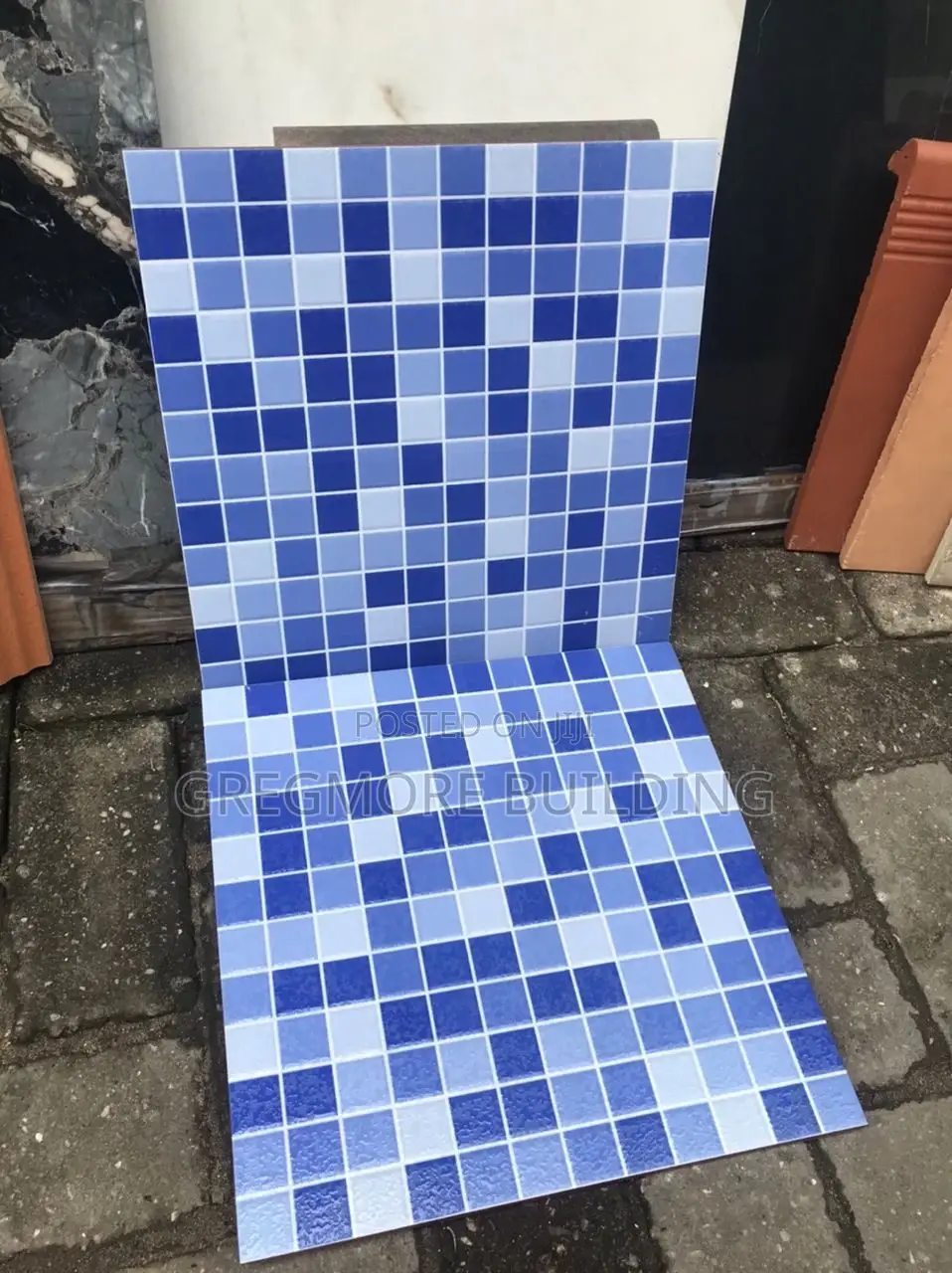 33/33 Ceramic Tiles