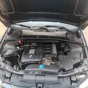 BMW 328i 2011 Green