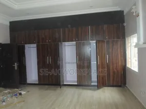 Kitchen Cabinets and Wardrobes Per Metre