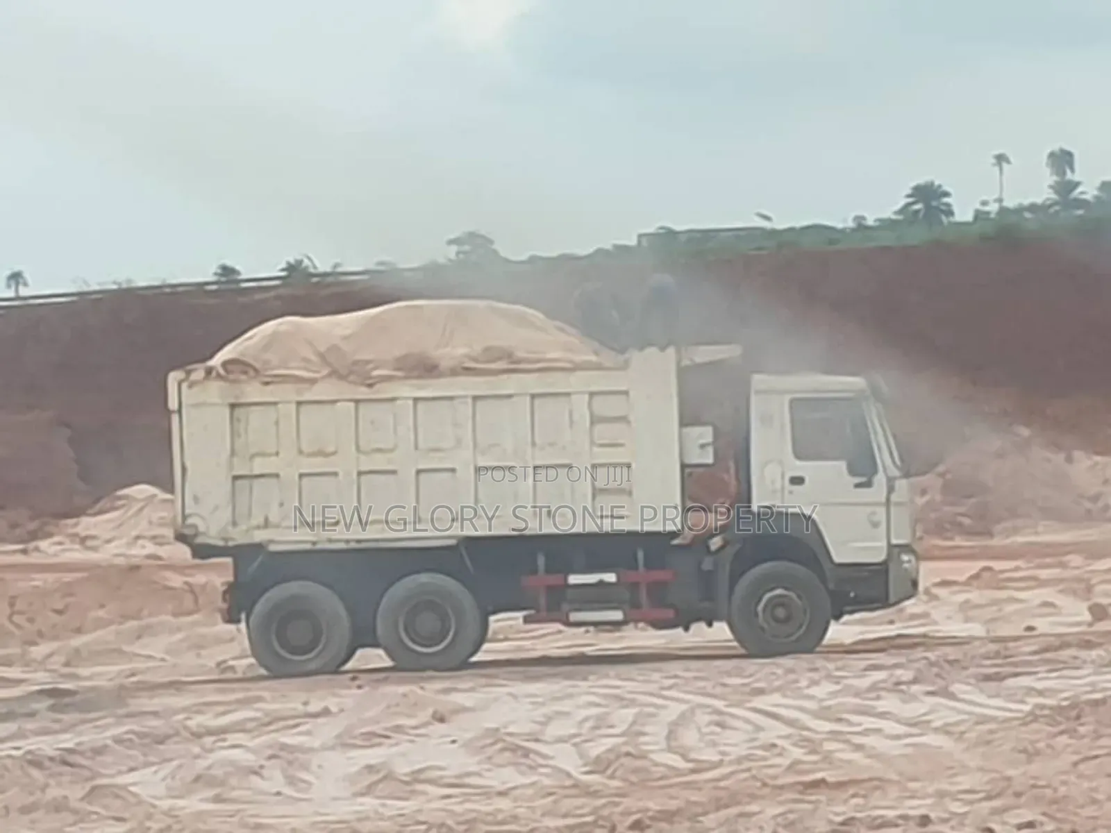 20-Tons of Sharp Sand