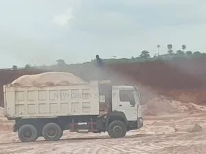 20-Tons of Sharp Sand
