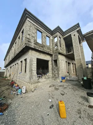 5bdrm Duplex in Ago Palace for sale
