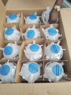 Water Container For Passat, Tiugan And Passat Cc