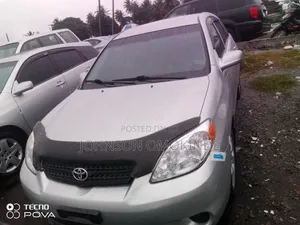 Toyota Matrix XR Hatchback FWD (1.8L 4cyl 4A) 2008 Silver