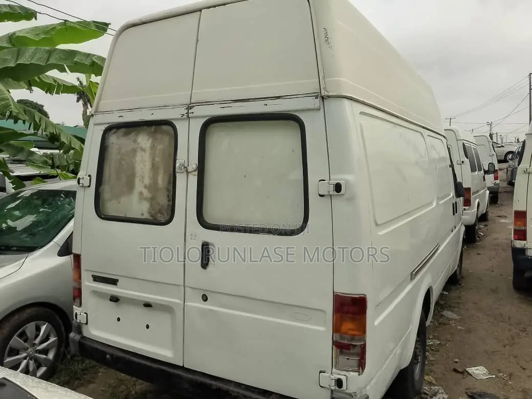 Ford Transit 2004 White