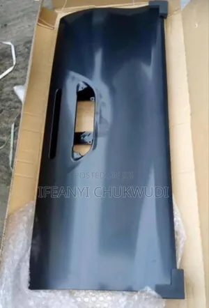 Boot Hilux 2018 to 2020 Center Opener