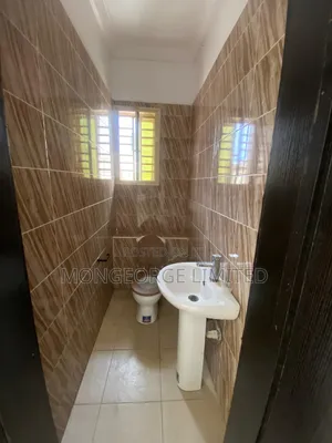 4bdrm Townhouse / Terrace in Lekki Phase 1 for rent