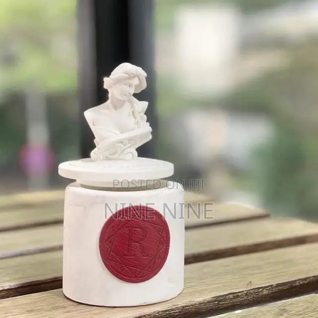 Artemis Sculpture Aromatherapy Scented Candle (Sc-16)