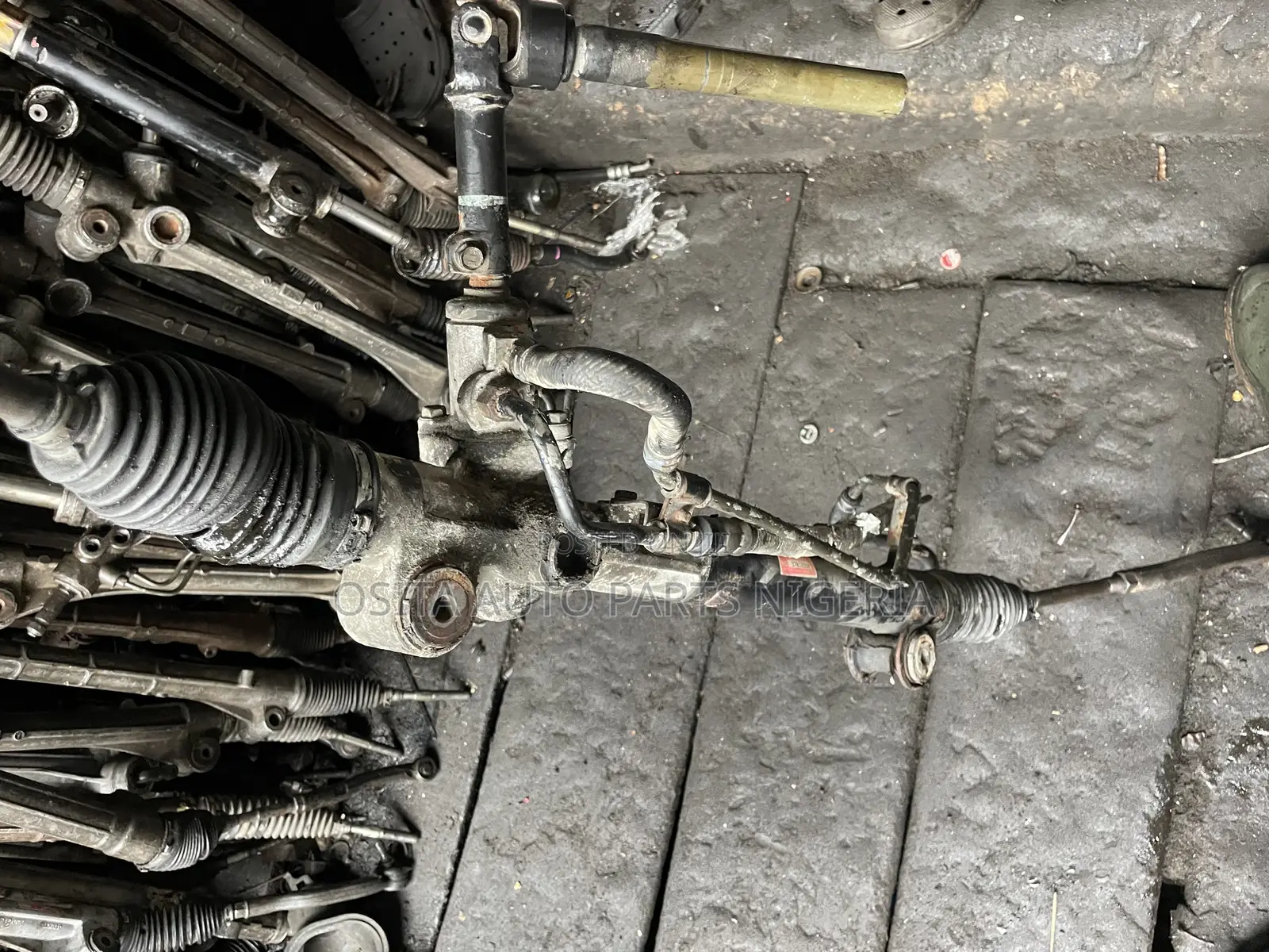 Toyota Sienna 2005 Rack in Mushin - Vehicle Parts & Accessories, Ossy ...