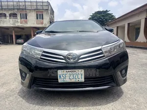 Toyota Corolla 2014 Black