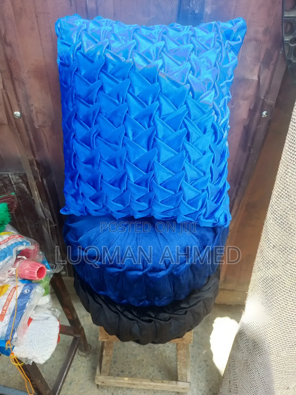 Trow Pillow
