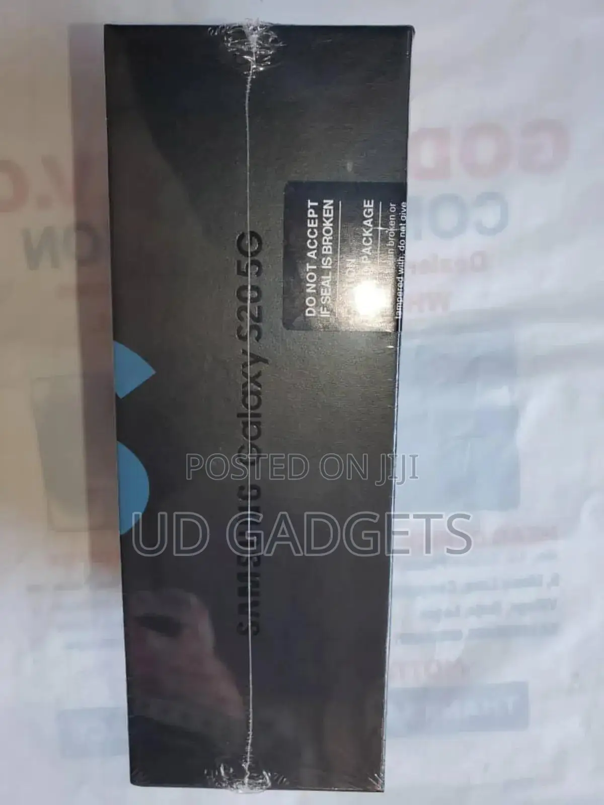 New Samsung Galaxy S20 128 GB Blue