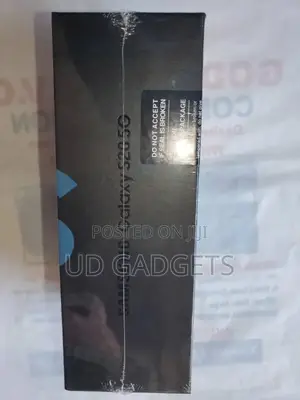 New Samsung Galaxy S20 128 GB Blue