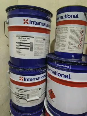 Interthane 990 (A&B) International Marine Paint