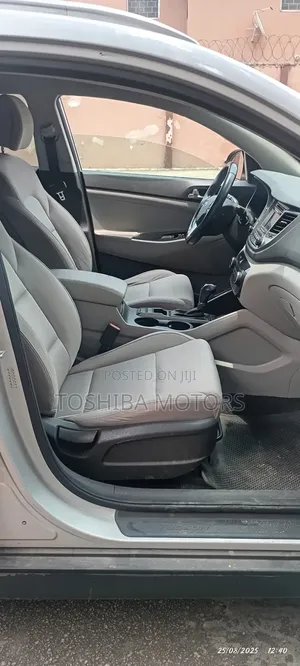 Hyundai Tucson Sport AWD 2016 Silver