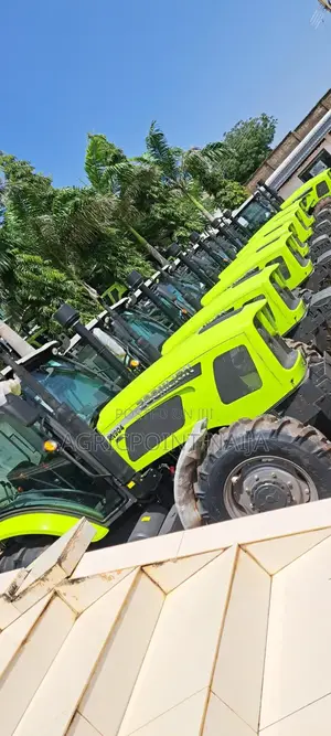 Zoomlion Rc904 - Tractor With Cabin