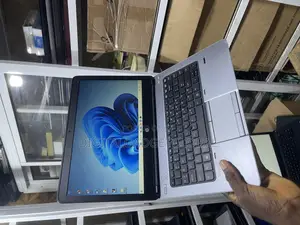 Laptop HP ProBook 645 8GB AMD A6 HDD+SSD 320GB