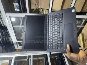 Laptop Dell Latitude 12 5280 8GB Intel Core I5 SSD 256GB