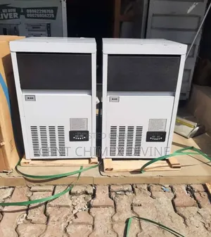 Commercial Ice Cube Machine