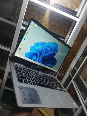Laptop Dell Inspiron 13 7000 8GB Intel Core I5 SSD 256GB