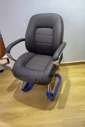 Executive Director Leather Visitors Chair