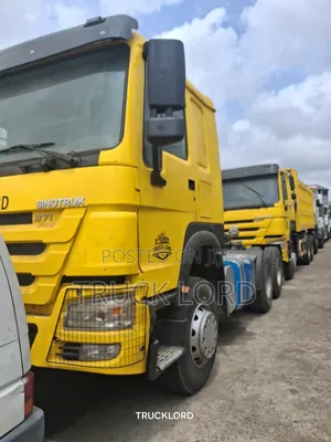 2015 Tractor Head