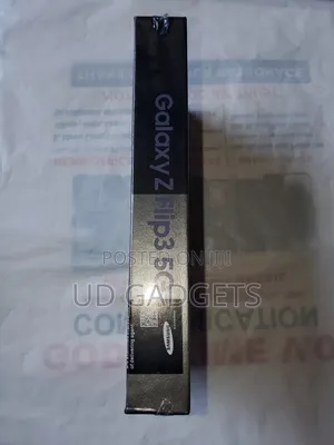 New Samsung Galaxy Z Flip3 5G 256 GB Purple