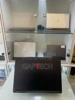 Laptop MSI GF65 Thin 10UE 8GB Intel Core i7 SSD 512GB
