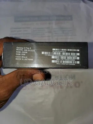 New Samsung Galaxy Z Flip 5 256 GB Green
