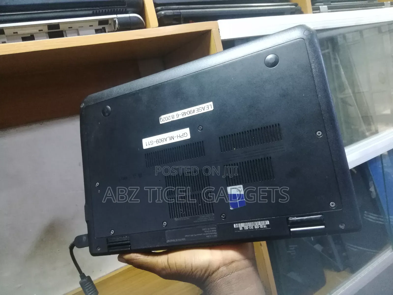 Laptop Lenovo ThinkPad 11e 4GB Intel Celeron SSD 128GB