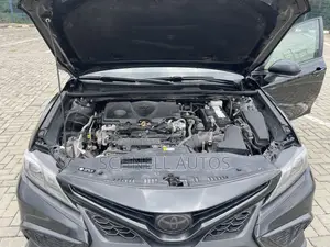 Toyota Camry SE 2022 Black