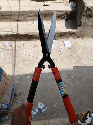 Grass Cutting Scissors
